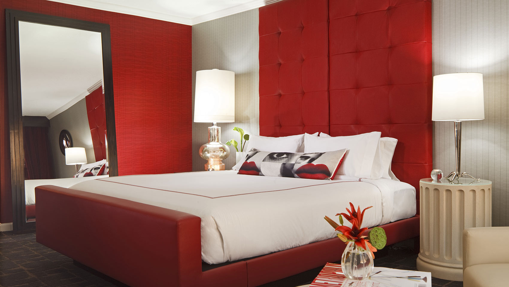 king room at rouge hotel