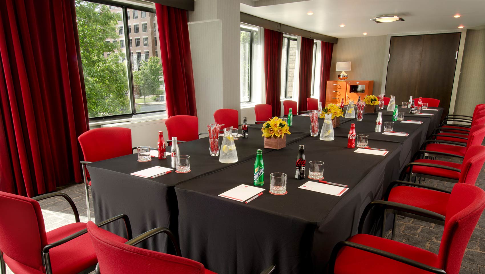 rouge hotel meeting space
